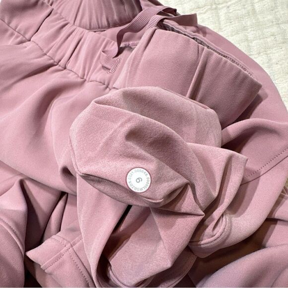 lululemon on the fly jogger 6 Pink - Picture 6 of 8